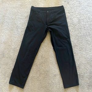 Lululemon ABC Slim-fit Men’s Black pants. 32” waist